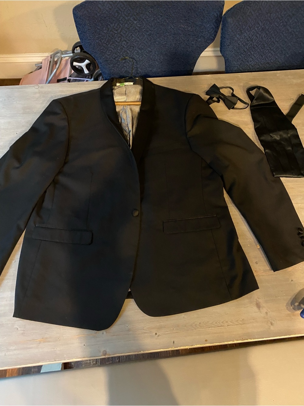 Black needle & stitch black 1 button blazer with cummerbund and bow tie 50R
